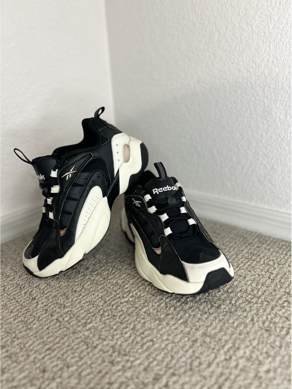 Reebok Royal Charge Chunky Sneakers Black Rose Gold Women’s Size 7